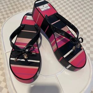 KATE SPADE 8M FLIP FLOP Pink/Black
